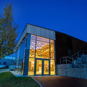 Hotel Oekohotel Aus Holz Alea Eco